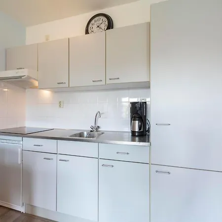 Apartment Beachside Bliss In